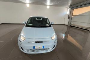 Fiat 500 500e Berlina 42 kWh Icon