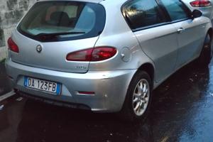€1600 ALFA ROMEO 147 JTDm 88kw