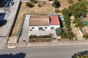 Villetta singola con giardino - nuova cliternia