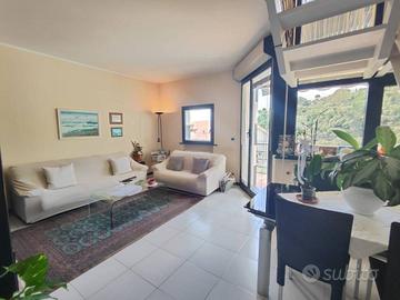 Villetta a schiera di 130 m² con più di 5 locali e