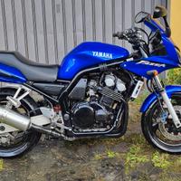 Yamaha FZ 600 Fazer