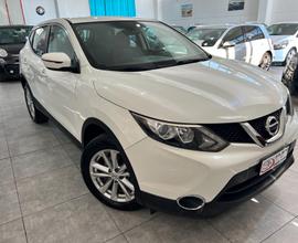 Nissan Qashqai 1.5 110 CV N-VISION - 2015