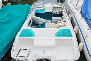 Dinasty eliant mercruiser 3.0