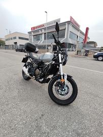 Voge Trofeo 300 ACX Scrambler