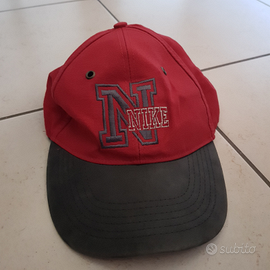 Cappellino NIKE vintage F3037WDI 569185 borgogna