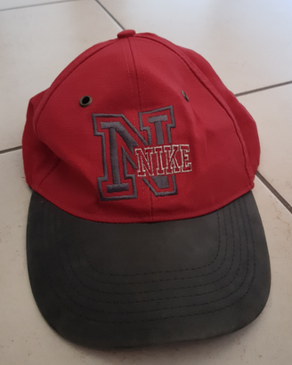 Cappellino NIKE vintage F3037WDI 569185 borgogna