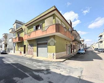 CASA SEMINDIPENDENTE A MANDURIA