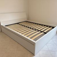 Letto contenitore matrimoniale