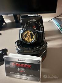 G-Shock Oro e Nero