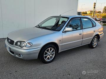 Toyota Corolla 1.6 benzina
