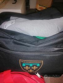 Borsa Calcio Sangimignano  con Kit Allenamento. 