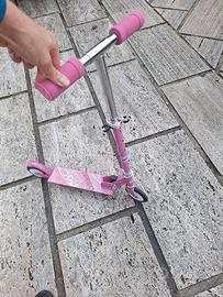 monopattino bambina toys