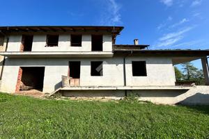 VILLA SINGOLA A BIBIANA