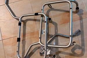 Telaietti Portavaligie Originali Triumph Tiger 900