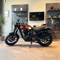 Royal Enfield HNTR 350 Dapper