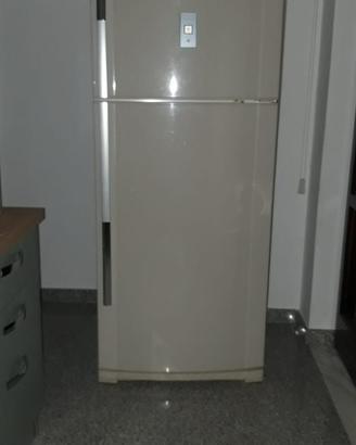 Refrigeratore- Freezer  Sharp