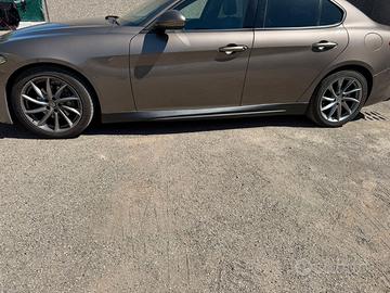 minigonne alfa romeo giulia tipo quadrifoglio