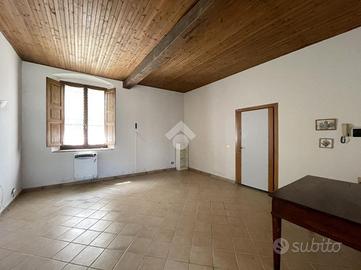 2 LOCALI A CANNETO SULL'OGLIO