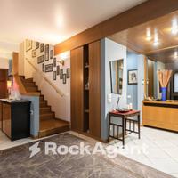 CASA E LAVORO. STESSA PORTA.