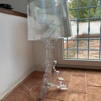4 lampade tra cui kartell da tavolo