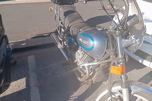 MOto Guzzi V35C California