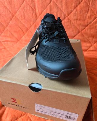 Scarpe GARMONT 9.81 HELI colore nero
