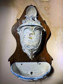 Antico Lavabo da Parete in Maiolica di Deruta
