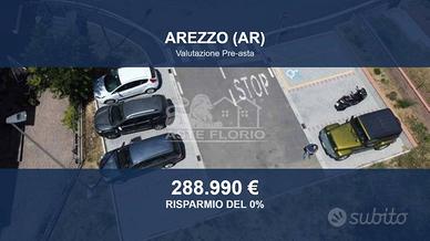 Immobile in asta di 1380 m² a Arezzo