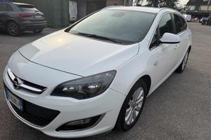 OPEL Astra 1.7 CDTI 110CV EcoFLEX S&S Sports Tou