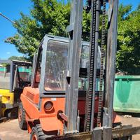 Carrello elevatore diesel Linde 7000kg