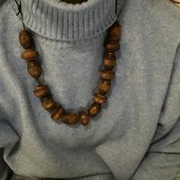 Collana etnica in legno lavorato vintage boho