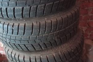 Treno 4 Gomme Invernali con Cerchi in Ferro - 185/