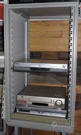 Mobile Rack in metallo, senza accessori, 20 U