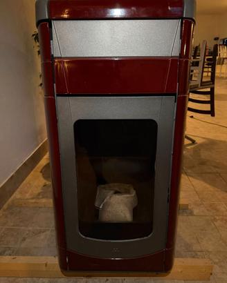 Termostufa a pellet Edilkamin Quebec 24 kw