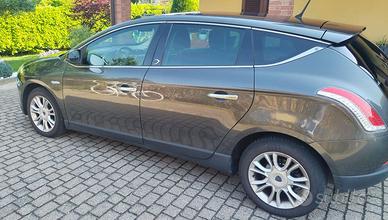 Lancia Delta 120 CV diesel
