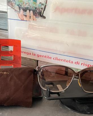 occhiali da sole Tom Ford modello "Nicolette"