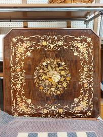 Tavolo da Gioco intarsiato in Legno