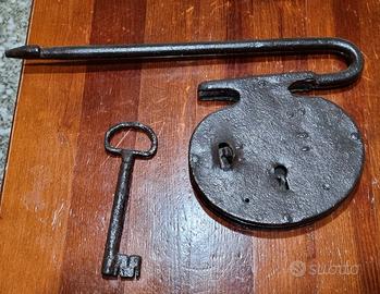 Serratura a Chiavistello