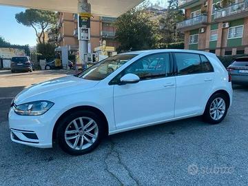 Volkswagen Golf 1.0 TSI 115 CV 5p. Business - BLAC