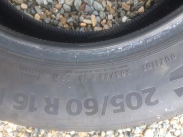 pneumatici estivi  205/60 R16