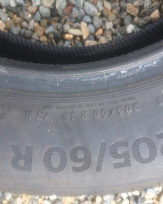 pneumatici estivi  205/60 R16 Dacia sandero stepwa
