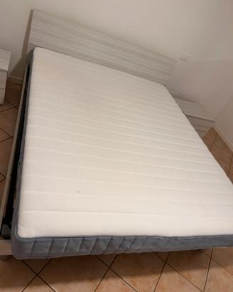 Materasso matrimoniale come nuovo