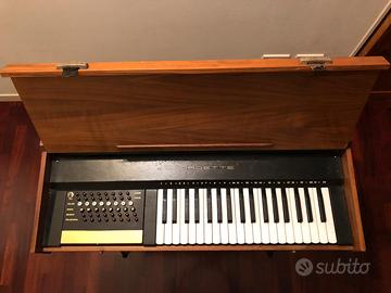 FISARMONICA FISSA A TASTIERA