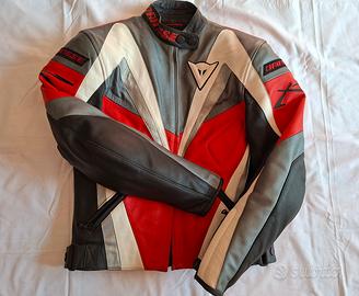 Giacca moto in pelle Dainese con protezioni 