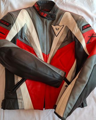 Giacca moto in pelle Dainese con protezioni 