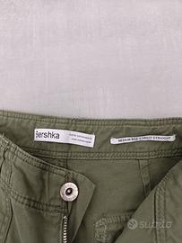 Jeans cargo Bershka