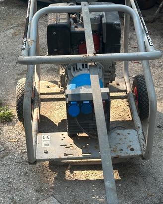 Generatore carrellato 6kva Diesel