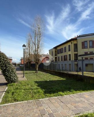 2 LOCALI A BUBBIANO