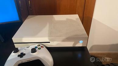 Xbox One S – 512gb + giochi