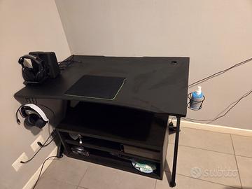 scrivania gaming